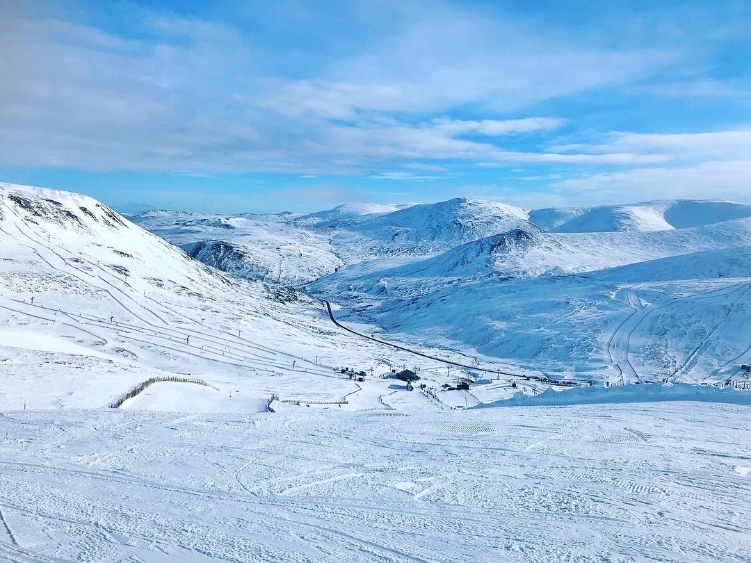 skiing in scotland