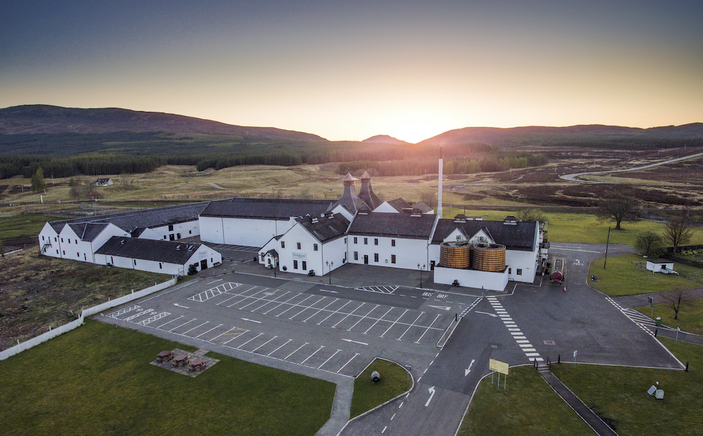 Dalwhinnie Distillery. distilleries in the Cairngorms National Park